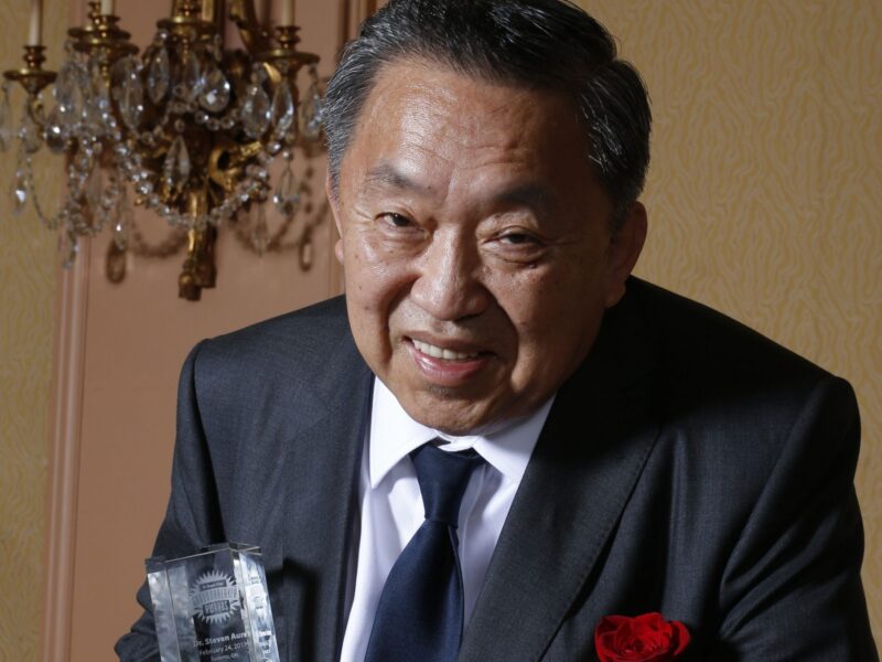 Dr. Steven Aung - Dr. Rogers Prize Groundbreaker Award Winner Dr. Steven Aung - Dr. Rogers Prize Groundbreaker Award Winner